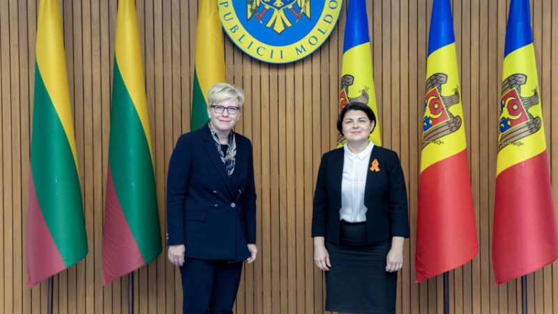 Ministrė Pirmininkė Moldovoje susitiko su šalies vadovais: solidarumas su Moldova šiuo metu reikalingas labiau nei bet kada