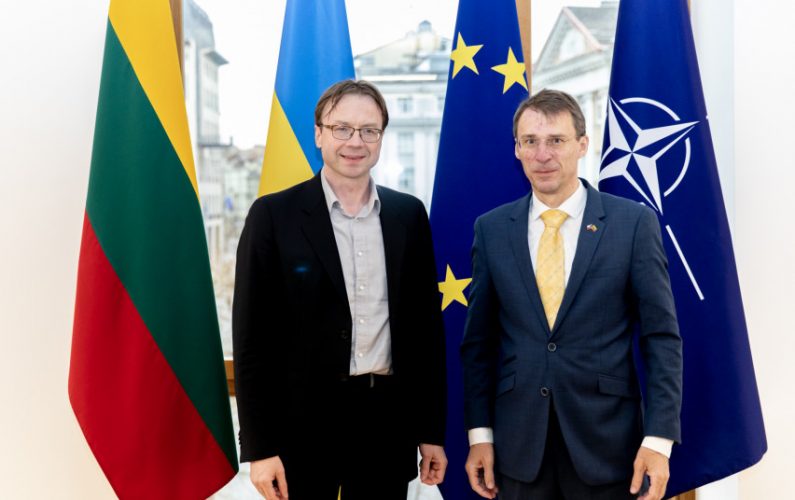 Susitikime su Čekijos užsienio reikalų viceministru aptartos sankcijos Rusijai ir Baltarusijai, parama Ukrainai 