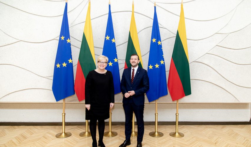 Ministrė Pirmininkė susitiko su Europos Komisijos nariu Virginijumi Sinkevičiumi