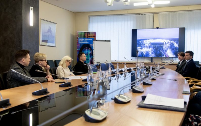 Darbiniame susitikime Vyriausybėje pristatyta Daugiafunkcio komplekso Vilniuje projekto įgyvendinimo eiga