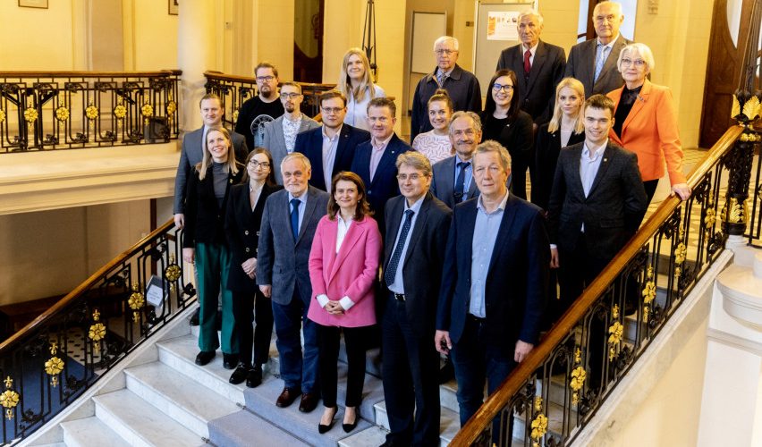 Vyriausybės kanclerė pasveikino pripažinimą pelniusius jaunuosius Lietuvos mokslininkus