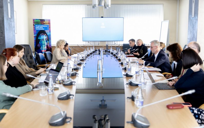 Sukakčių ir atmintinų metų minėjimo komisija aptarė pasirengimą Lietuvos valstybės ir jos kūrėjų svarbiausių sukakčių paminėjimams