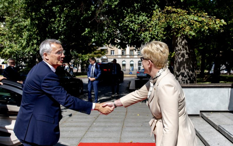 Ministrė Pirmininkė susitiko su NATO Generaliniu Sekretoriumi Jensu Stoltenbergu