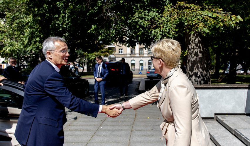 Ministrė Pirmininkė susitiko su NATO Generaliniu Sekretoriumi Jensu Stoltenbergu