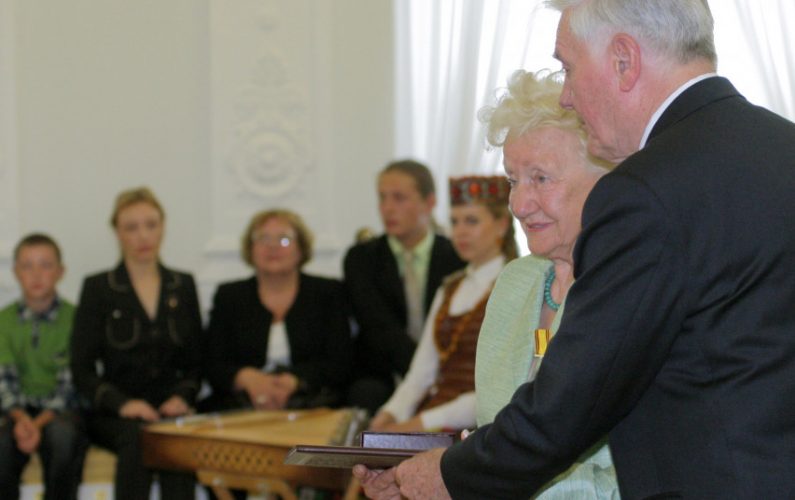 Premjerė sveikina Nijolę Bražėnaitę-Lukšienę-Paronetto su jubiliejiniu 100-uoju gimtadieniu