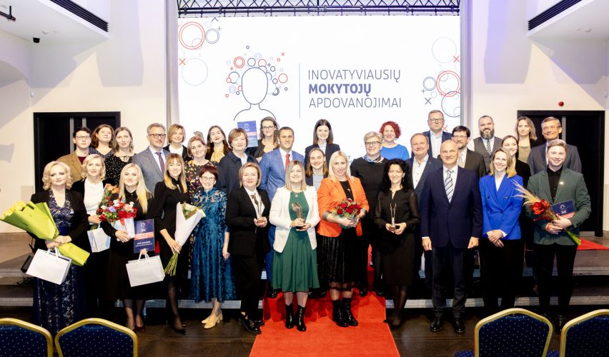 Premjerė pasveikino inovatyviausius metų mokytojus