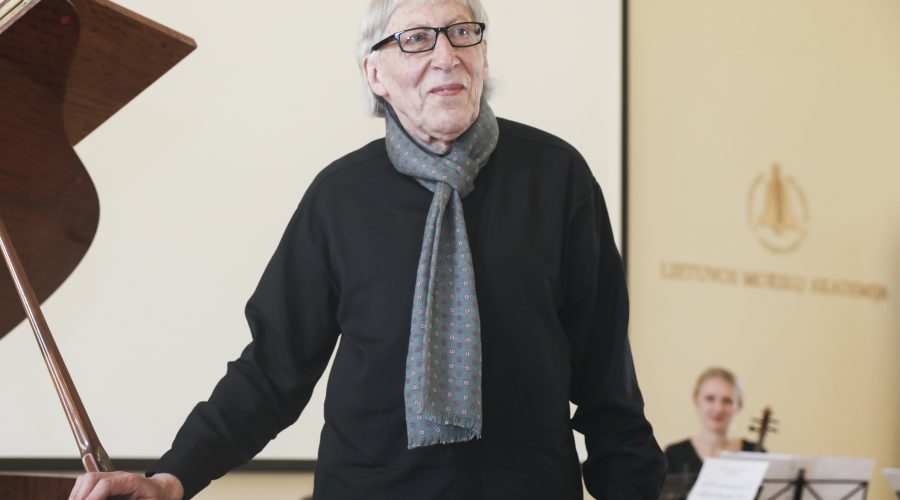Premjerė pasveikino kompozitorių Giedrių Kuprevičių jubiliejaus proga