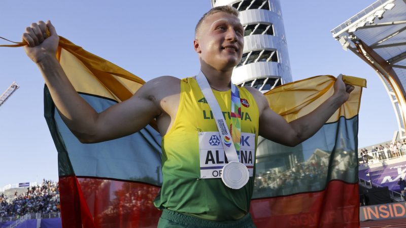 Premjerė sveikina pasaulio disko metimo rekordą pagerinusį Mykolą Alekną