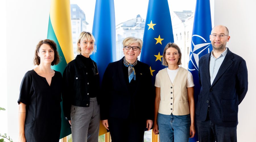 Premjerė susitiko su Lokarno kino festivalio laureatais