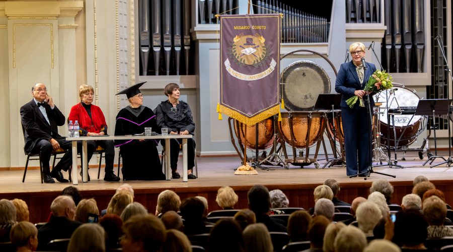 Premjerė trečiojo amžiaus universiteto bendruomenei: esate puikus žingeidumo pavyzdys kur kas jaunesniems žmonėms