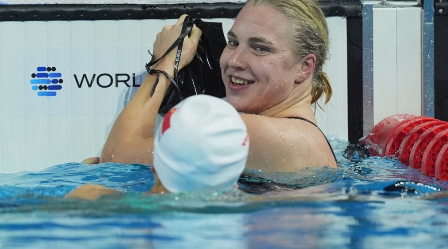 Premjeras sveikina auksą pasaulio plaukimo čempionate iškovojusią Rūtą Meilutytę