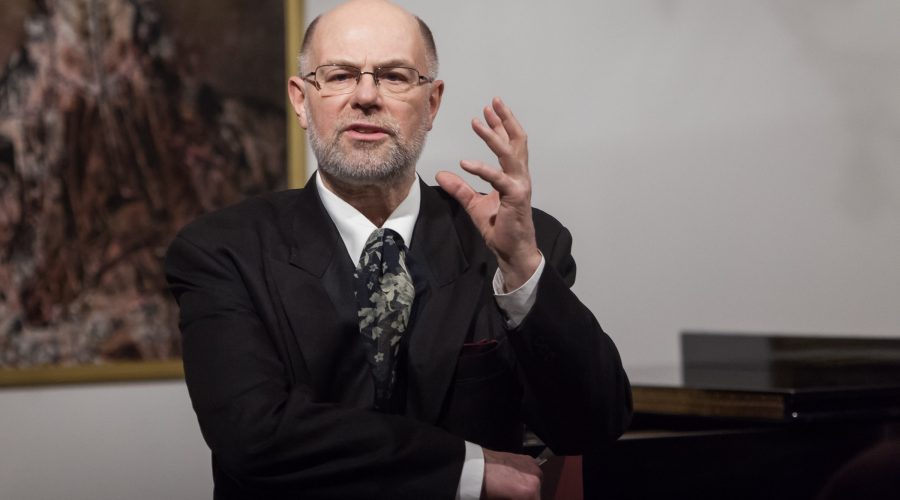 Vyriausybės vadovas sveikina muzikologą Viktorą Gerulaitį jubiliejaus proga