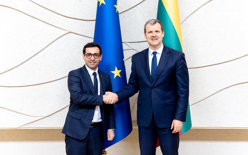 Premjeras susitiko su eurokomisaru S