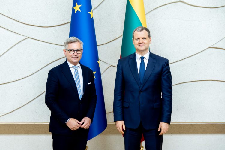 Premjero susitikime su EK nariu Magnus Brunner – dėmesys ES vidaus saugumui, migracijai ir sienų apsaugai