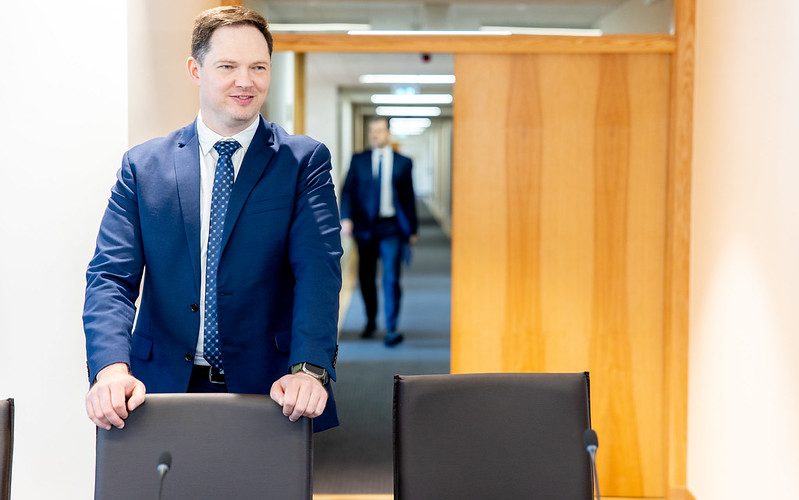Su profsąjungų atstovais Premjeras aptarė dažniausiai kylančius klausimus apie mokesčių pakeitimus