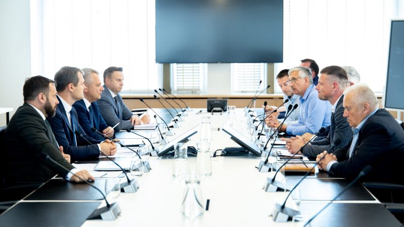 Premjero susitikime su ūkininkais aptarti mokestiniai pakeitimai ir kiti žemės ūkio klausimai