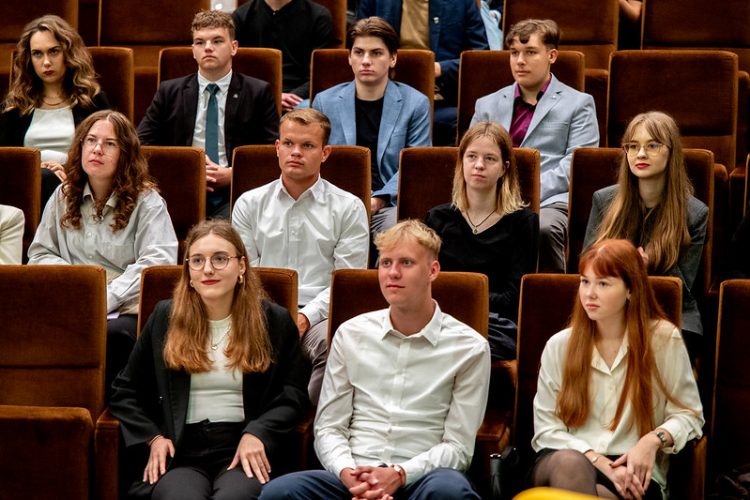 Startavo projektas „Moksleiviai – į Vyriausybę“