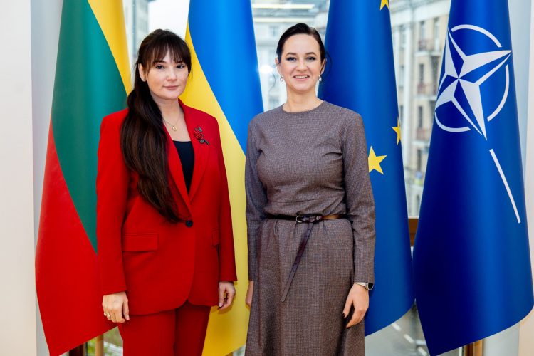 Premjerė susitiko su Ukrainos ambasadore Lietuvoje Premjerė susitiko su Ukrainos ambasadore Lietuvoje