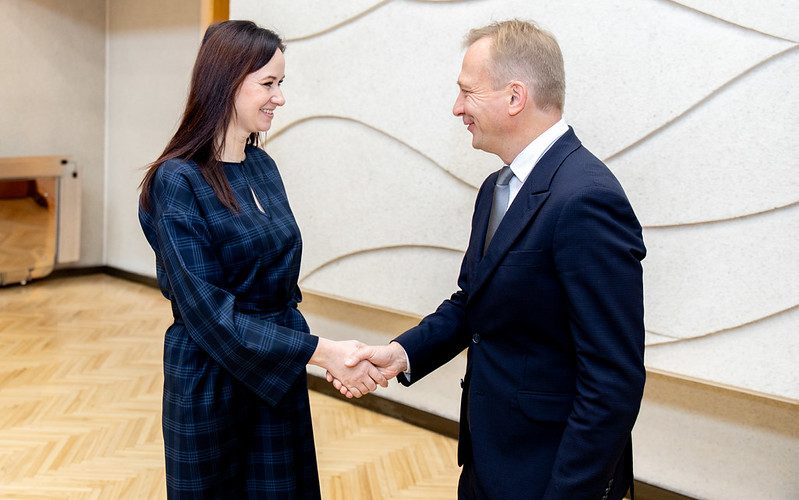 Susitikime su EK nariu Piotru Serafinu Premjerė aptarė daugiamečio ES biudžeto klausimus