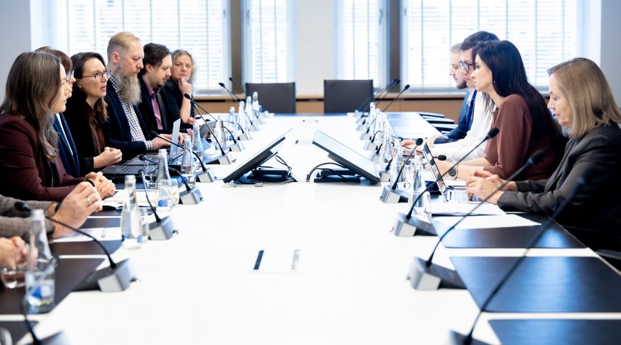 Premjerė susitiko su kultūros sektoriaus asociacijų vadovais