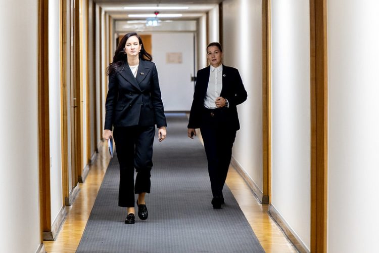 Premjerė susitiko su profesinių sąjungų atstovais