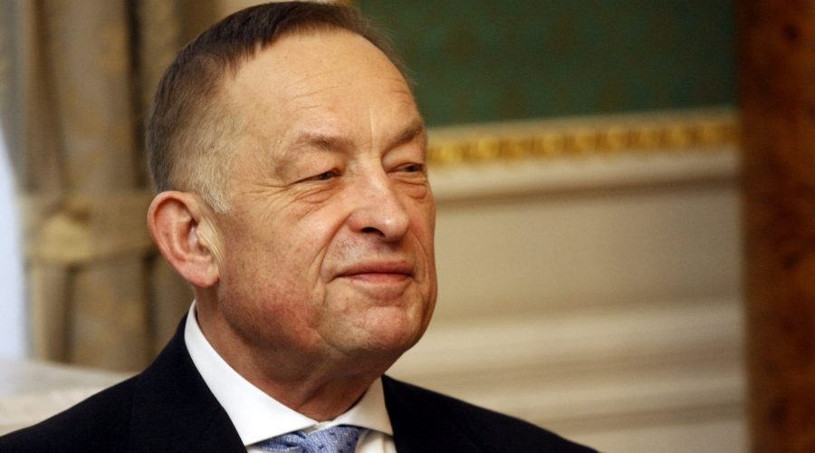 Premjerė pasveikino rašytoją Kornelijų Platelį jubiliejaus proga