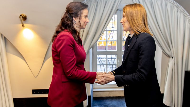 Premjerė susitiko su Europos Parlamento Pirmininke Roberta Metsola