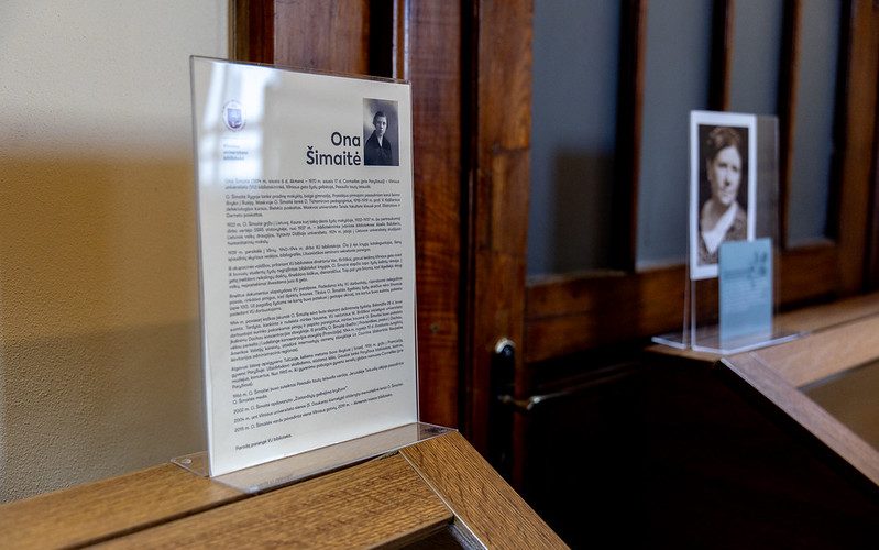 Premjerė pagerbė Lietuvos žydų gelbėtojų atminimą