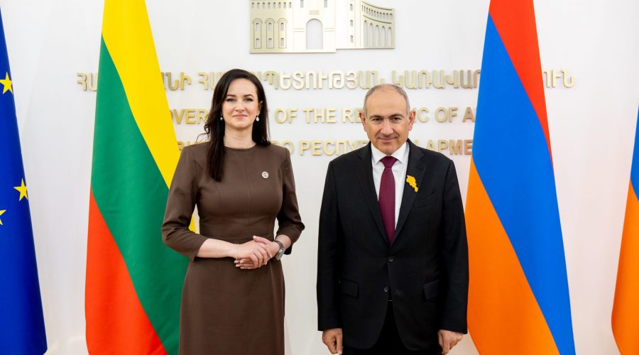 Jerevane Premjerė susitiko su Armėnijos Vyriausybės vadovu